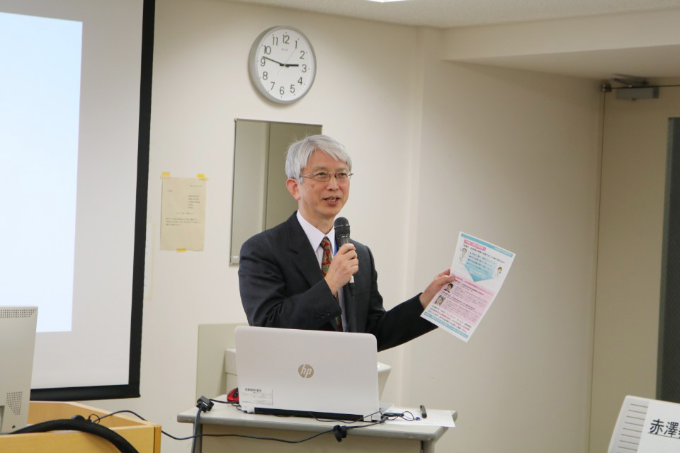 本学リサーチ・ユニバーシティ推進機構URA室長、シニアURA 湯浅保仁特任教授による講演 
