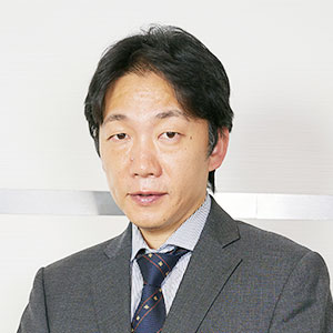 吉井俊貴教授